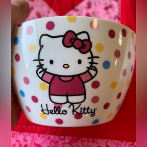 SANRIO HELLO KITTY SET OF 2 PORCELAIN BREAKFAST BOWLS